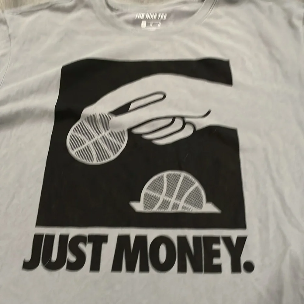Nike Just Money Gray Short Sleeve Basketball T-shirt XL